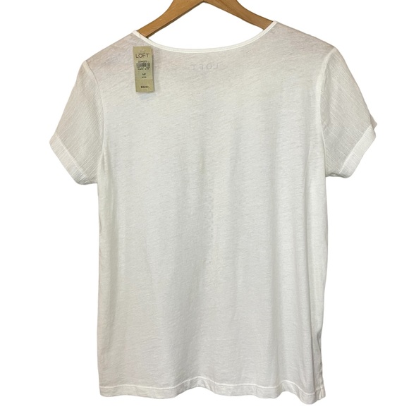 ❌SOLD❌NWT ANN TAYLOR LOFT White T-Shirt w/ Crochet Details - Picture 2 of 6